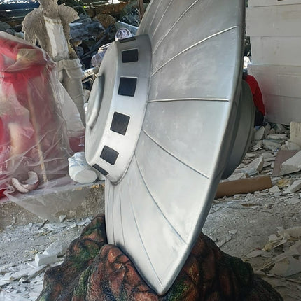 Crashed Alien Space Ship UFO 6ft Statue