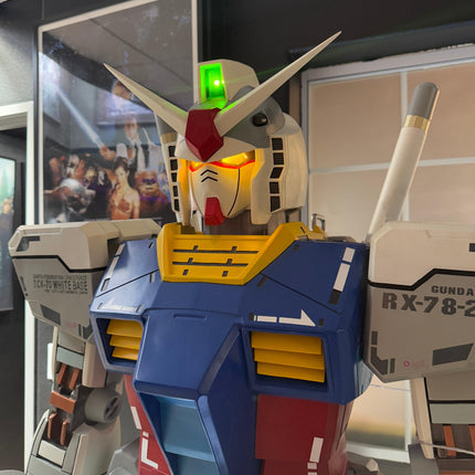 Gundam RX-78-2 Life Size Statue