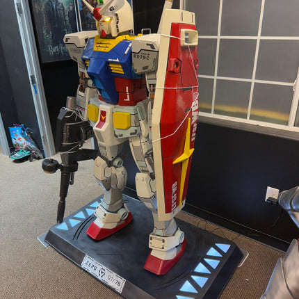 Gundam RX-78-2 Life Size Statue