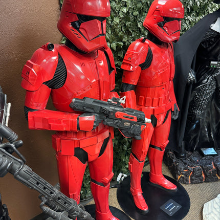 Star Wars The Rise Of Skywalker Sith Trooper With Trooper Life Size Statue - LM Treasures 