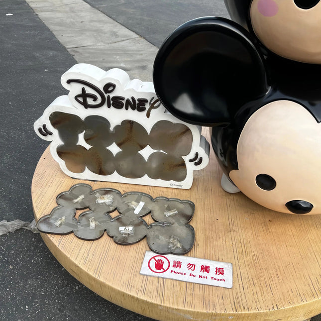 Pre-Owned Disney Tsum Mickey & Minnie Promo Life Size Statue Display - LM Treasures 