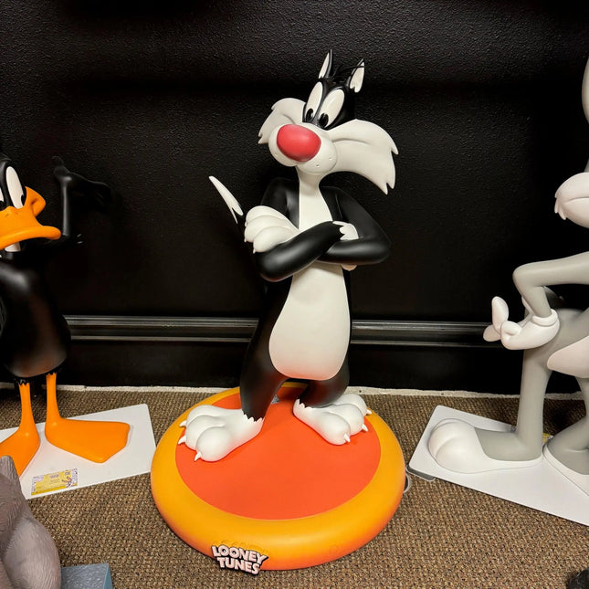 Looney Tunes Sylvester The Cat On Base Life Size Statue LM Treasures - MM