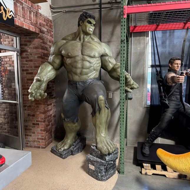 Hulk Life Size Statue From The Avengers 1:1 Pre-Owned LM Treasures - MM