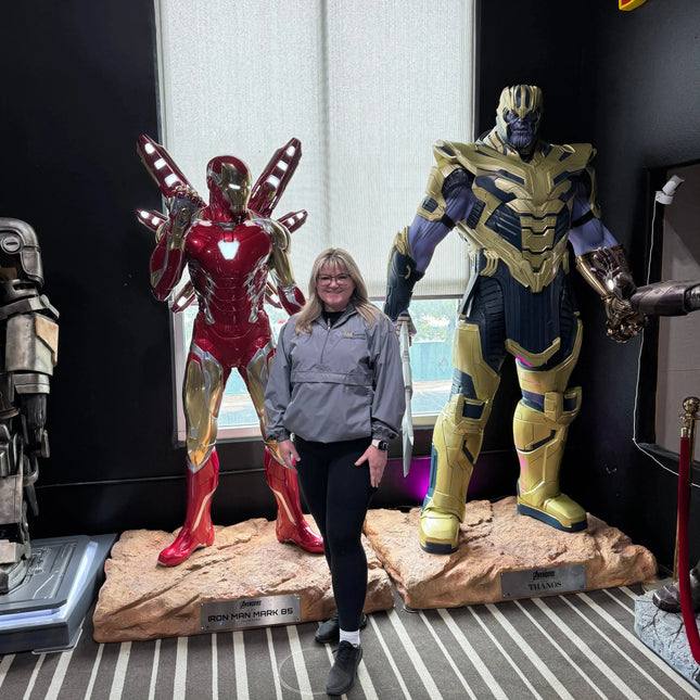 Avengers: Endgame Iron Man Mark LXXXV (MK85) Deluxe on DX Base Life Size Statue LM Treasures - BK