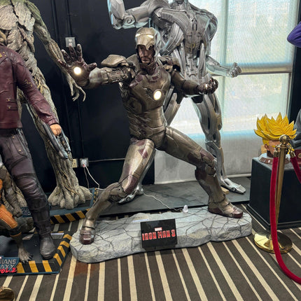Iron Man 3 (Battle Version) with RDJ Head Life Size Statue