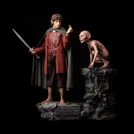 Lord of the Rings Set of 2 Frodo and Gollum 1:1 Life Size Statues