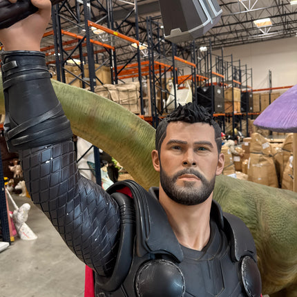 Pre-Owned Display Thor with Stormbreaker Life Size Statue LM Treasures - BK
