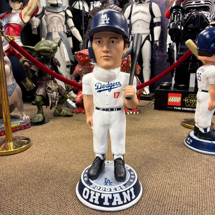 LA Dodgers Shohei Ohtani in White Bobblehead Statue