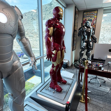 Iron Man 3 Mark III on DX Base Life Size Pre-Owned Statue LM Treasures - BK