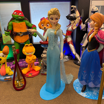 Disney Frozen Elsa Life Size Pre-Owned Statue
