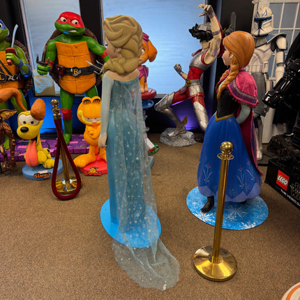 Disney Frozen Elsa Life Size Pre-Owned Statue