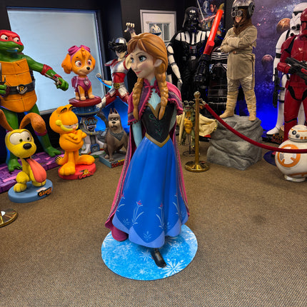 Disney Frozen Anna Life Size Pre-Owned Statue