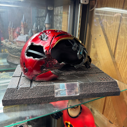 Avengers: Endgame Iron Man Mark 50 Helmet Battle Table Top Statue