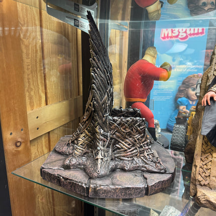 Game of Thrones Master Craft Iron Throne Table Top Statue