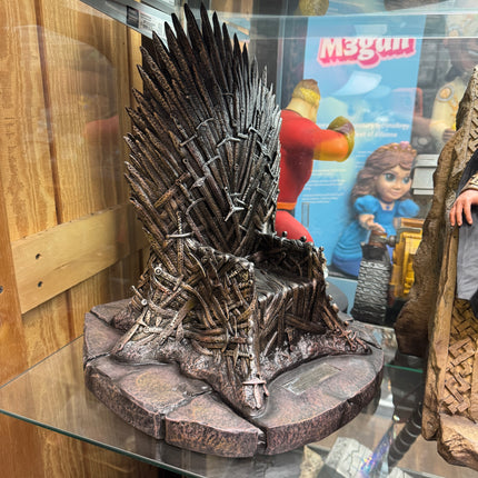 Game of Thrones Master Craft Iron Throne Table Top Statue