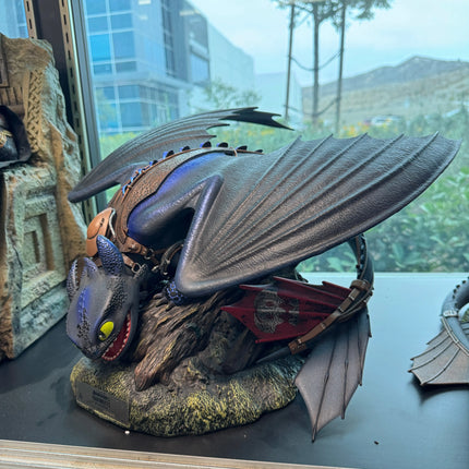 How to Train Your Dragon 2 Special Edition Toothless Master Craft Statue