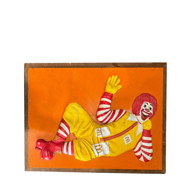 Pre-Owned Ronald McDonalds Wall Panel Store Display LM Treasures - P