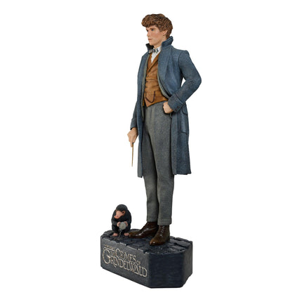 Fantastic Beasts 2 Newt and Niffler 1:1  Life Size Statues