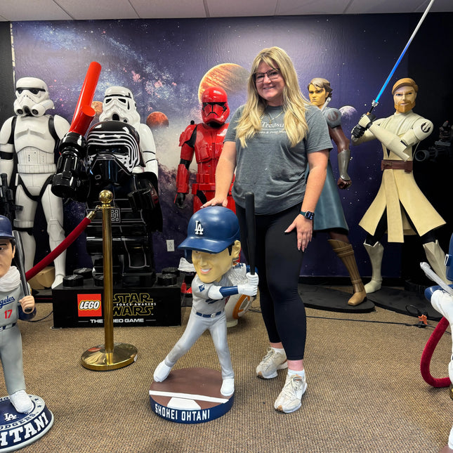 LA Dodgers Shohei Ohtani Batting in Grey Bobblehead Statue LM Treasures - P