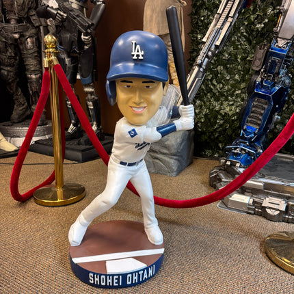 LA Dodgers Shohei Ohtani Batting in White Bobblehead Statue