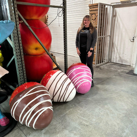 Set of 3 Chocolate Covered Strawberry Statues - LM Treasures 
