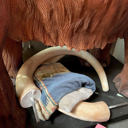 Mammoth Life Size Statue - LM Treasures 