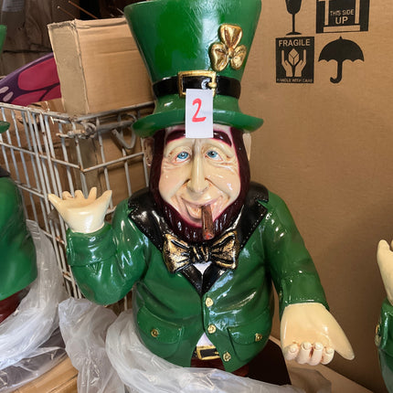 Damaged Leprechaun Smoking Ash Tray Butler Statue
