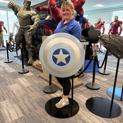 Pre-Owned Display Captain America Stealth Blue Shield Photo Op Statue LM Treasures - BK