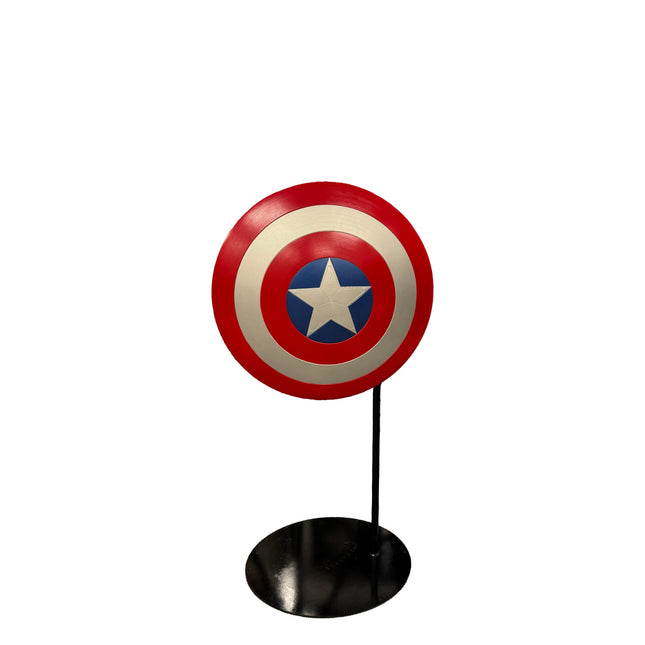 Pre-Owned Display Captain America Red Shield Photo Op Statue LM Treasures - BK