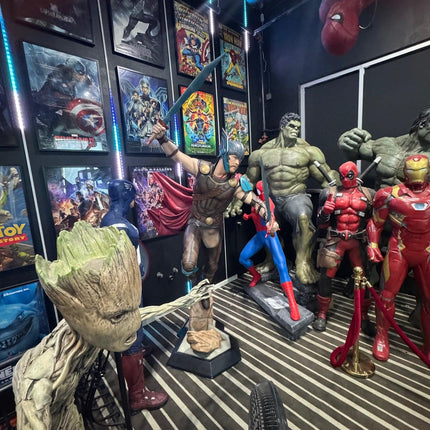 Thor Ragnarok Life Size Thor Statue - LM Treasures 