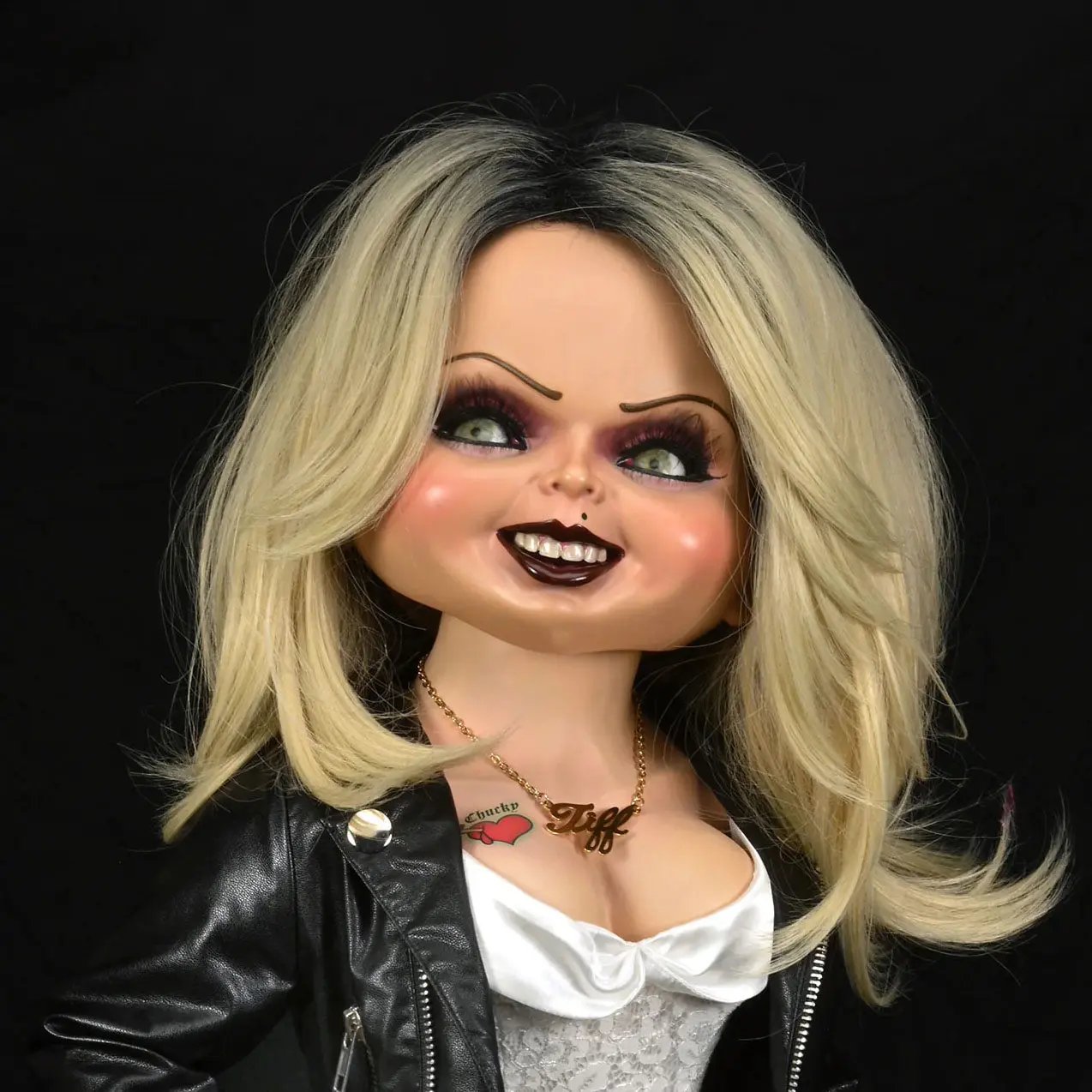 Tiffany Life Size Statue by NECA - Bride of Chucky – LM Treasures