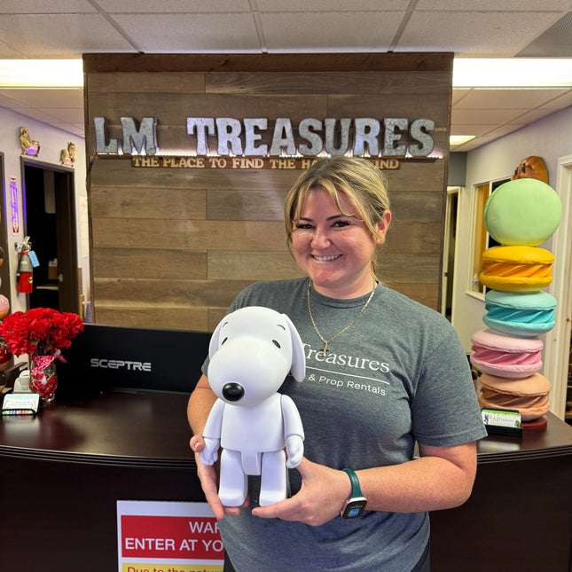 Peanuts Snoopy Piggy Bank Statue LM Treasures - BK