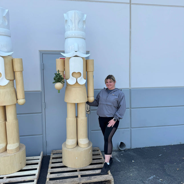 Pre-Owned Wood Nutcracker Style 2 Life Size Statue LM Treasures - P