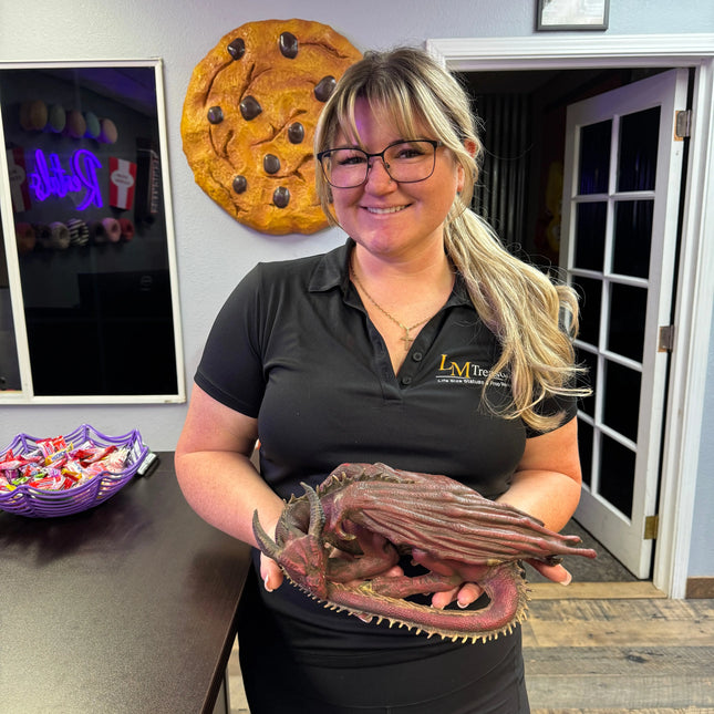 Dungeons and Dragons Red Pseudodragon Table Top Statue - LM Treasures