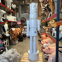 Pre-Owned Nordstrom White Nutcracker Style 2 Life Size Statue