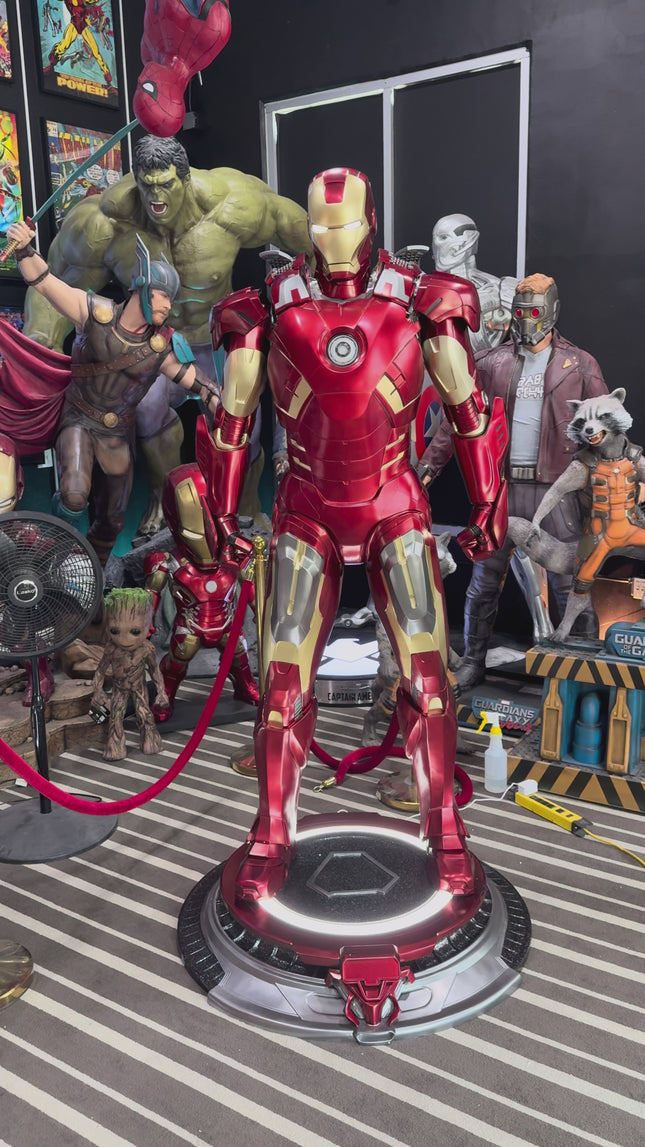 Iron Man Mark 7 Life Size Statue (Pre-Owned)