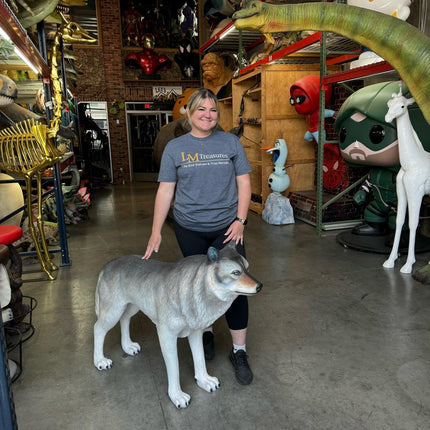 Wolf Life Size Statue - LM Treasures 