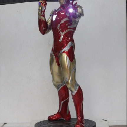 Iron Man Avengers: Endgame Iron Man Mark 85 Life Size Statue