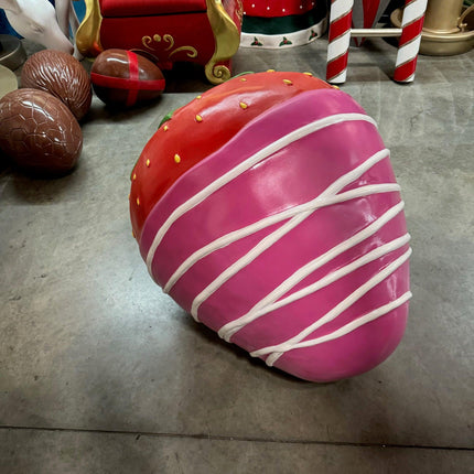 Set of 3 Chocolate Covered Strawberry Statues - LM Treasures 
