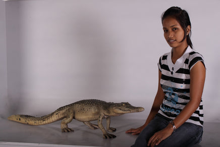 Walking Baby Crocodile Life Size Statue - LM Treasures 