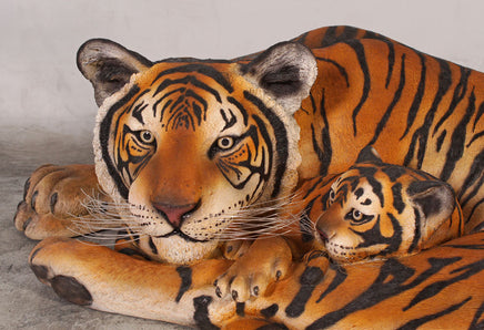 Bengal Tiger With Cub Life Size Statue - LM Treasures 