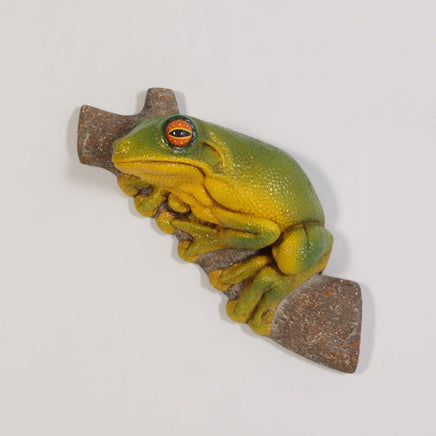 Small Tree Frog Life Size Statue - LM Treasures 