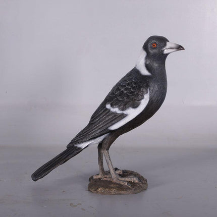Magpie Crow Life Size Statue - LM Treasures 