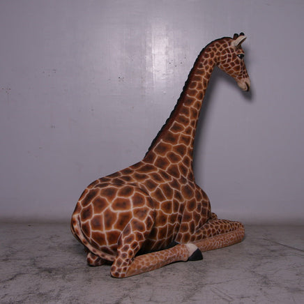Sitting Giraffe Life Size Statue - LM Treasures 