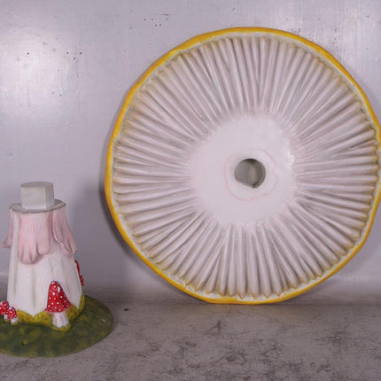 Mushroom Table - LM Treasures 