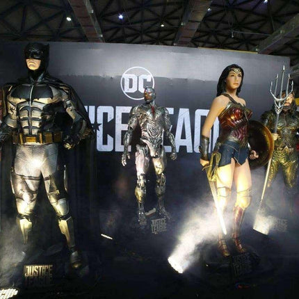 Flash From Justice League Life Size Statue - LM Treasures 