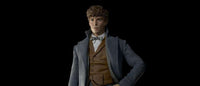 FANTASTIC BEASTS 2 - Newt & Niffler Life Size Statue - LM Treasures 