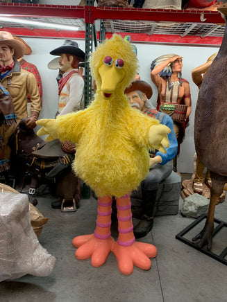 Pre-Owned Big Bird Statue - LM Treasures 
