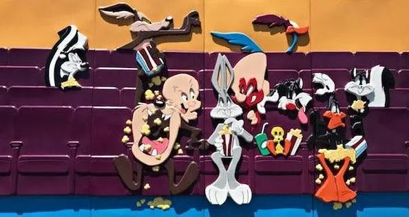 Warner Brothers Looney Tunes Pre-Owned Panels Set of 4 LM Treasures - P