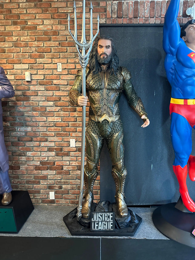 Aquaman From Justice League Life Size Statue LM Treasures - MM